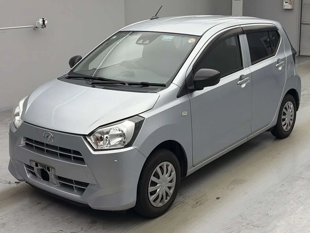Daihatsu Mira e:S LA350S 2021